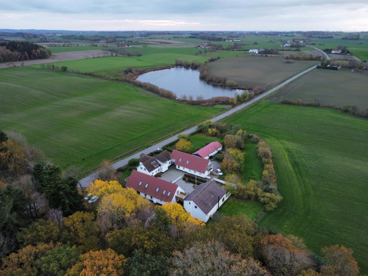 Feriestedet Skovly Klemensker Extérieur photo