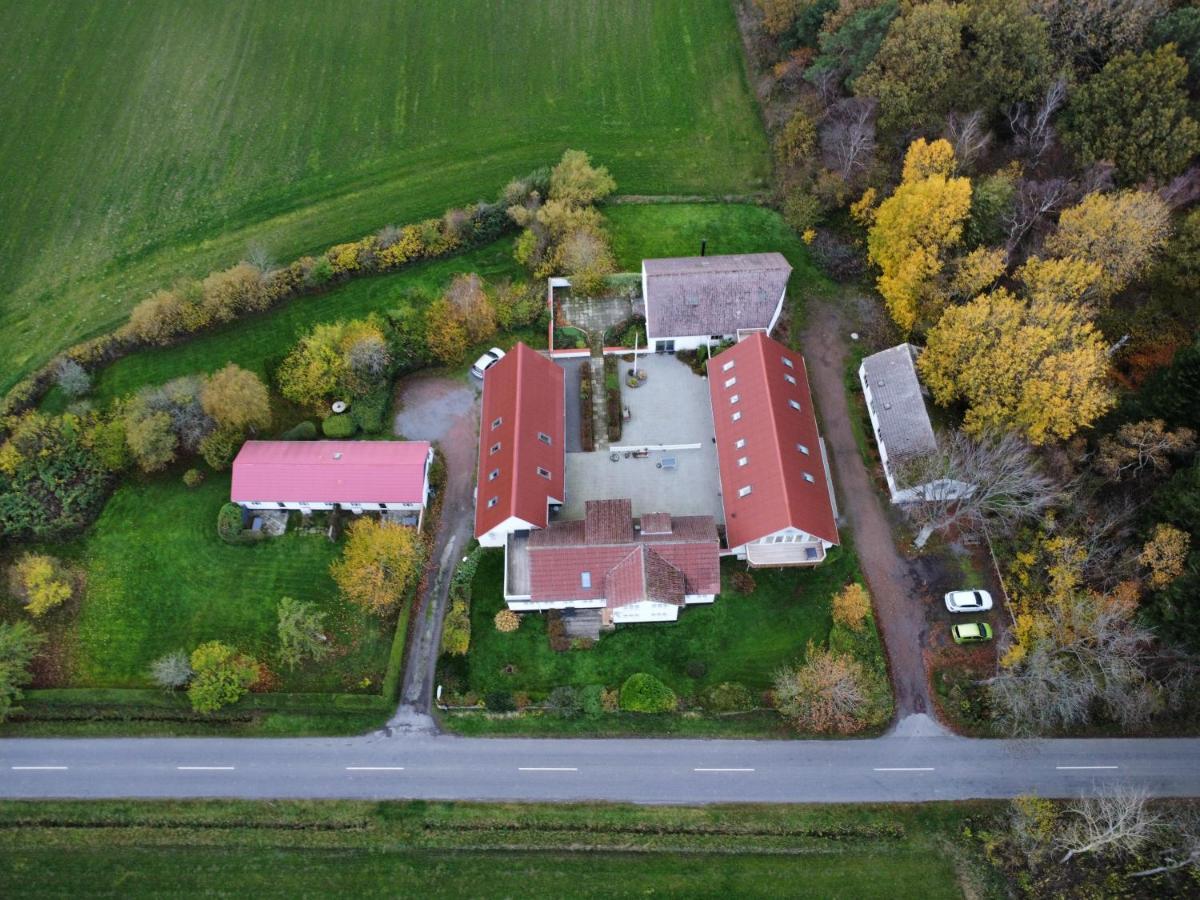 Feriestedet Skovly Klemensker Extérieur photo